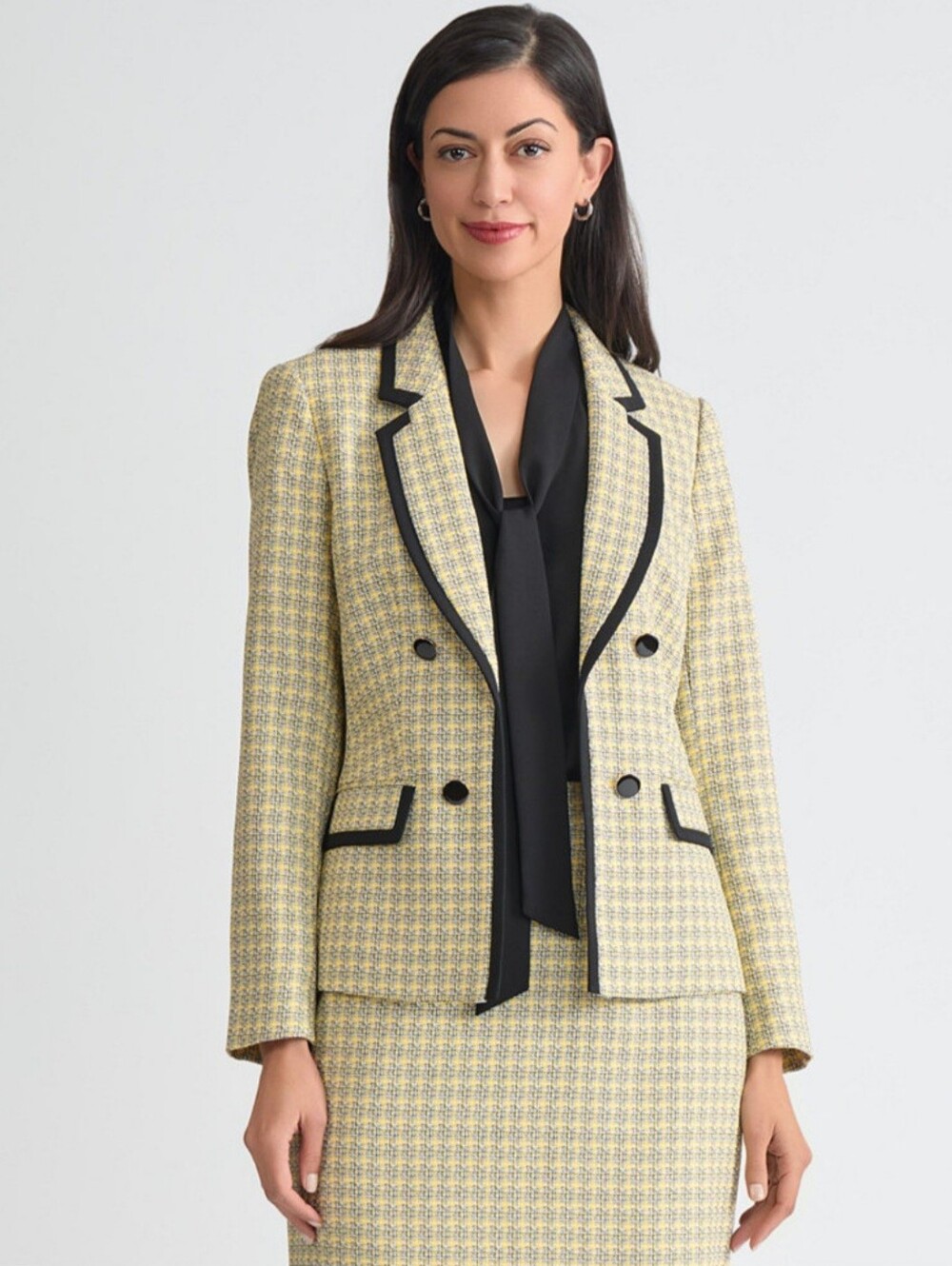 Kasper Women's Tweed Blazer with Black Trim Size 10P NWT